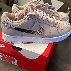 Womens Nike Dunk Low SE